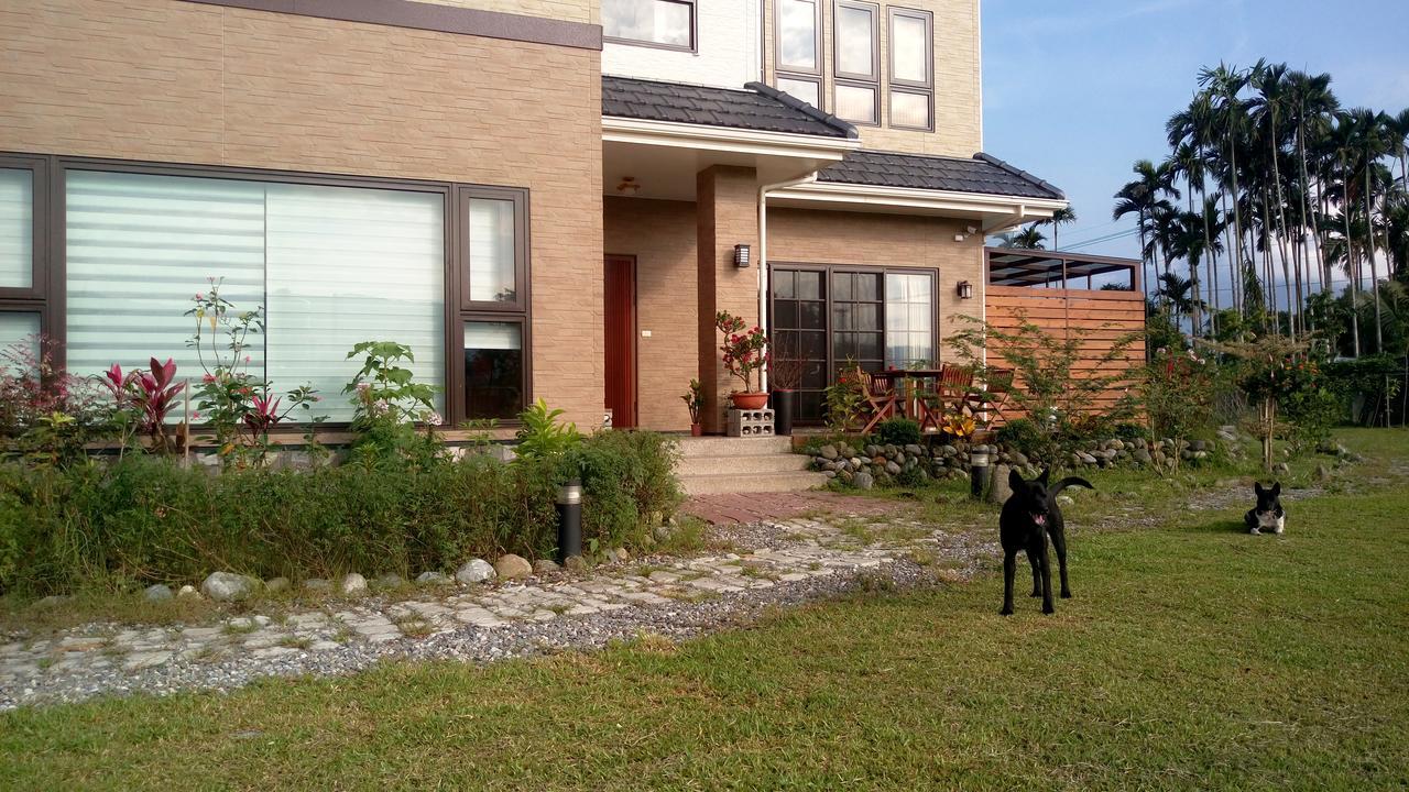 Celine'S B&B Fenglin Exterior photo