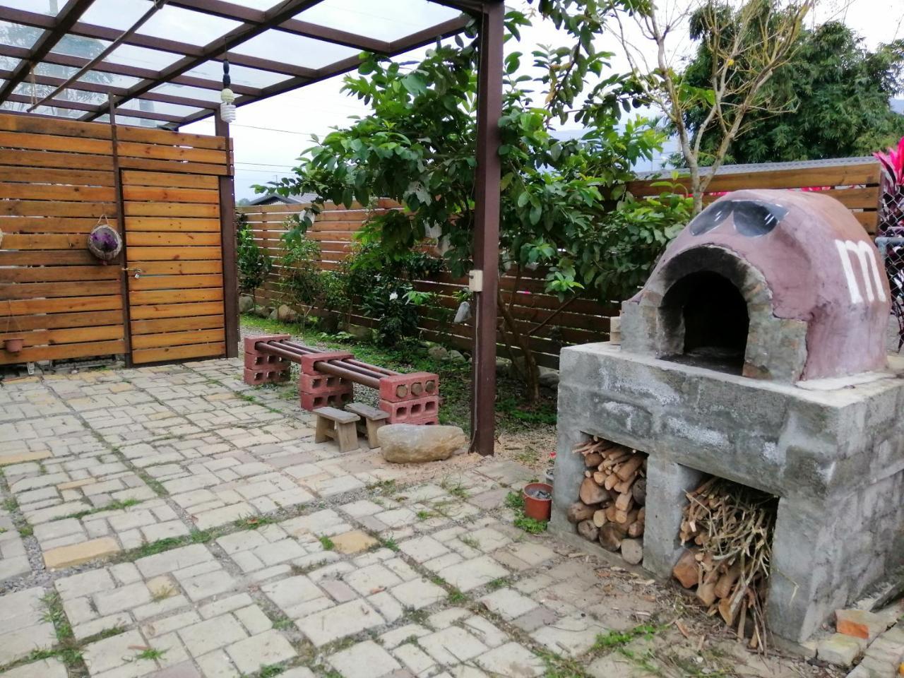 Celine'S B&B Fenglin Exterior photo
